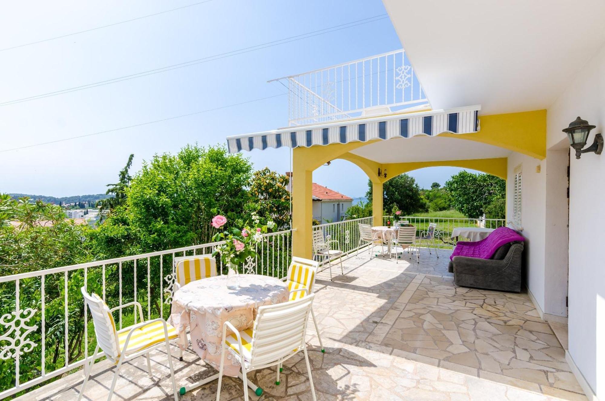 Villa Bind تْسافتات الغرفة الصورة