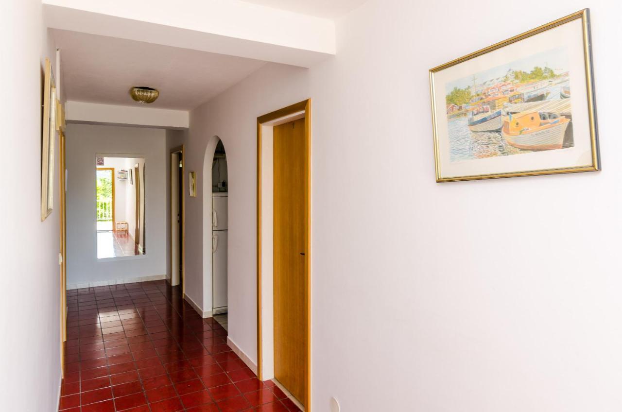 Villa Bind تْسافتات الغرفة الصورة